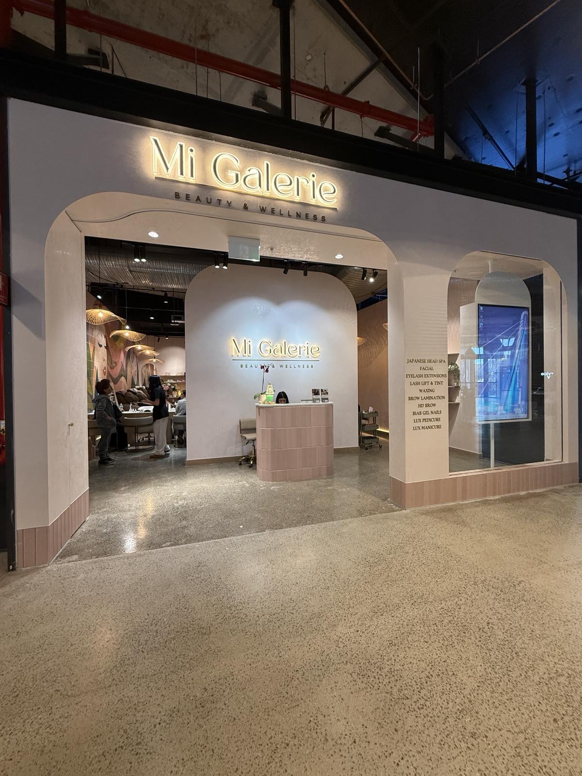 The entrance and reception